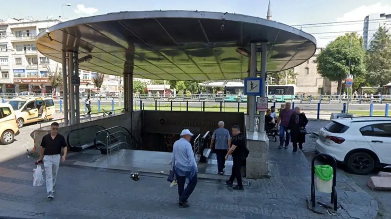 Kayseri altgeçidindeki eski merdivenler yenileniyor