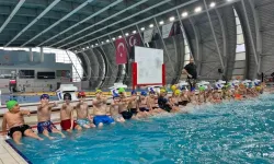 Kayseri'de “Yüzme Bilmeyen Kalmasın” projesi sürüyor
