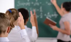 MEB’den milyonlarca öğrenciyi ilgilendiren karar! Ders süreleri değişebilir