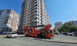 Kayseri’de apartman dairesinde yangın! Bir kişi hastaneye kaldırıldı