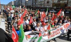 Fuzuli’den Cumhuriyet Meydanı’na uzanan yürüyüşte Gazze mesajı