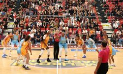 Melikgazi Kayseri Basketbol’un ligdeki ikinci yenilgisi Fenerbahçe’den geldi