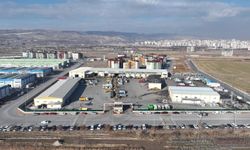 Kocasinan Belediyesi’nin kendi sanayisi var! Araçlardan kamelyalara her şey atölyede