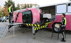 Talas Belediyesi Personeli Takla Atan Araçta Ölümle Burun Buruna Geldi!