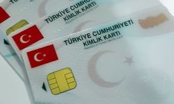 Çipli kimlik kartlarının süresi 2027'de dolmaya başlıyor: Yenileme nasıl yapılır, ücreti ne kadar?