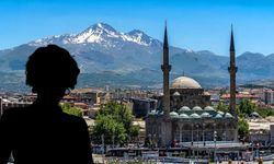 Kayserili ünlü şarkıcıdan yıllar sonra gelen itiraf! “Büyüyünce erkek olacağım diyordum”