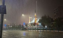 Kayseri’de yağışlı hava devam ediyor! Meteoroloji ilçe ilçe açıkladı