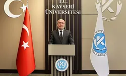 KAYÜ Rektörü Prof. Dr. Kurtuluş Karamustafa'dan 29 Ekim Cumhuriyet Bayramı mesajı...