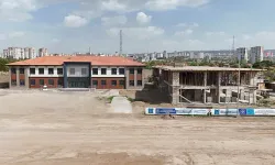 Kayseri’de iki yeni okul yükseliyor! Palancıoğlu çalışmaları inceledi