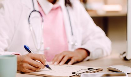 Raporlu ilaç kullananlara müjde: Her ay doktora gitme dönemi bitiyor mu?
