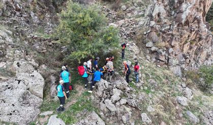 Kayseri’de korkutan olay! Kayalıklardan dere yatağına düştü, 3 saatte kurtarıldı