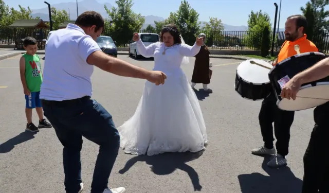 Down sendromlu Büşra'nın gelinlik hayali gerçek oldu