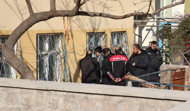 Eşini rehin alan şahsı böyle ikna etti: "Ben sana kurban olurum"