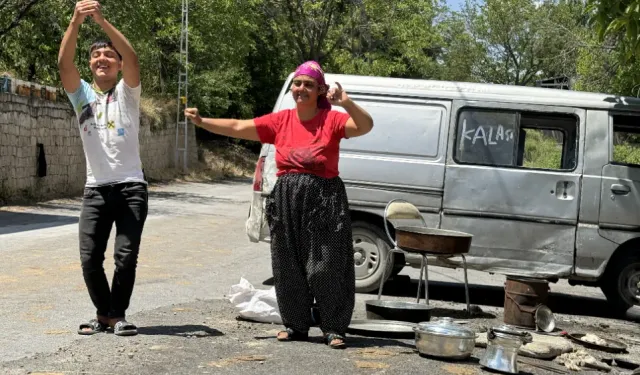 İzmirli fenomen Kayseri'nin gezici kalaycısı çıktı