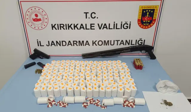 Kırıkkale'de 8 bin 252 sentetik uyuşturucu hap ele geçirildi