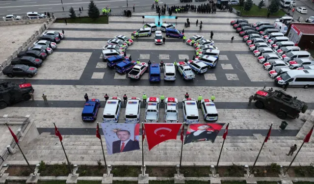 Sivas'ta emniyet ve jandarma teşkilatlarına 62 araç tahsis edildi