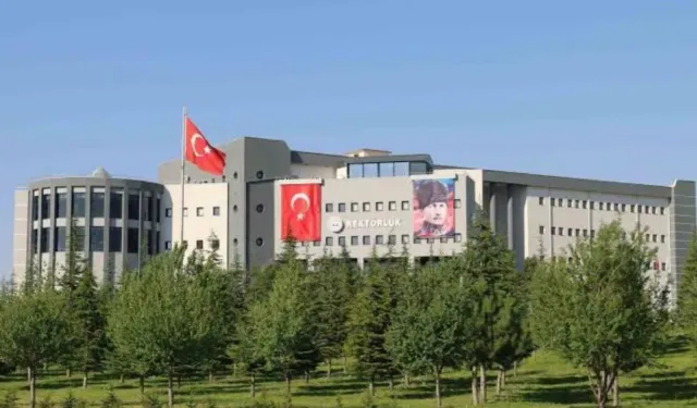 Erciyes Üniversitesi’nde rektörlük yarışı kızışıyor!