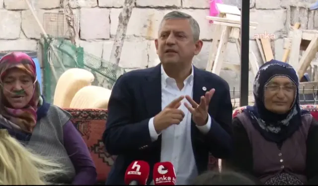 Özgür Özel Kayseri’de kadınlarla buluştu: Hem belediyeye hem uyuşturucu sorununa dikkat çekti
