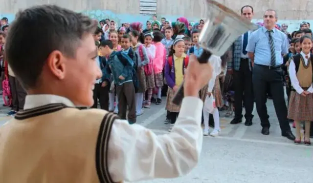 MEB duyurdu! Öğrencilerin beklediği sınav tarihleri belli oldu