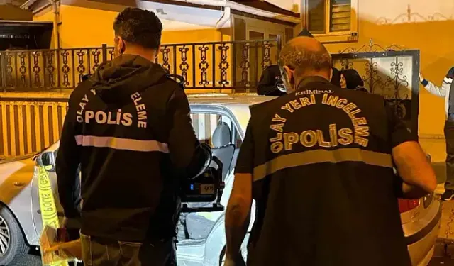 Kayseri'de Husumetli oldukları kişinin otomobilini kurşunladılar