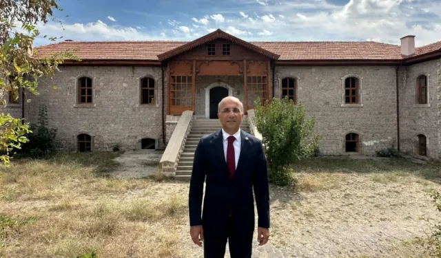Aşkın Genç’ten eğitim çıkışı: “Eğitimdeki makas açılıyor!”