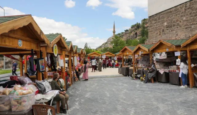 Talas’ta kadın emeği yeniden tezgâhlarda! Maharetli Eller Pazarı eylülde açılıyor