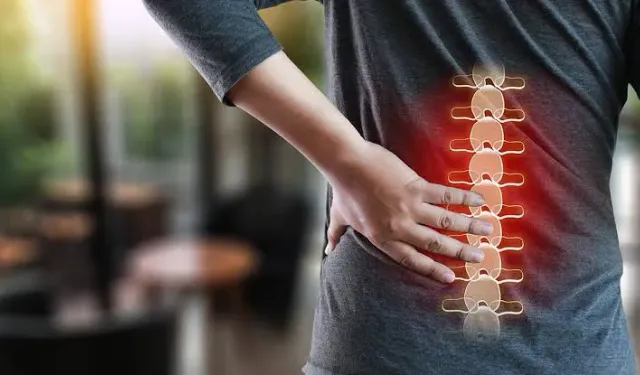Uzmandan gençler için fıtık uyarısı! Nedeni sandığınızdan farklı olabilir