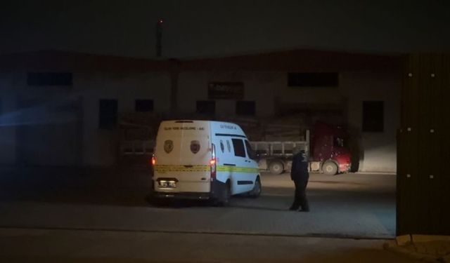 Kayseri’de iş kazası! 54 yaşındaki işçi makineye sıkışarak hayatını kaybetti