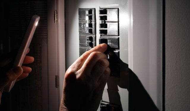Kayseri’de elektrik kesintisi şoku! Bu ilçelerde saatlerce elektrik olmayacak