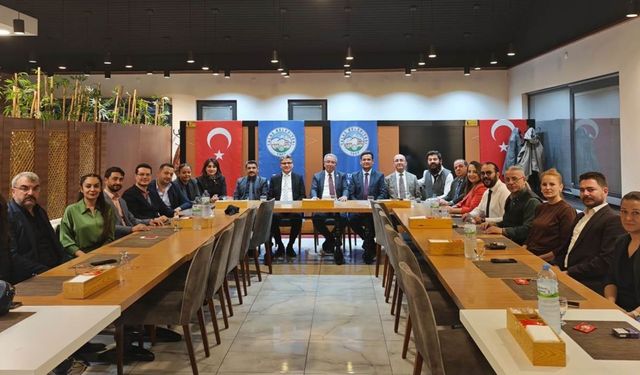 Kayseri Barosu’nda dönem değerlendirmesi! Kurul üyeleri bir araya geldi