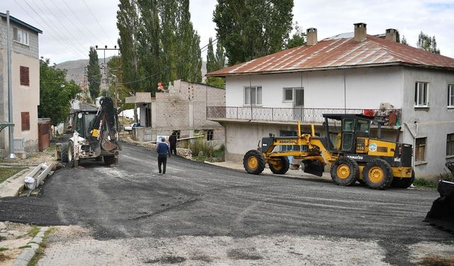 Sarız’da Yılların Yol Sorunu İçin Milyonluk Yatırım