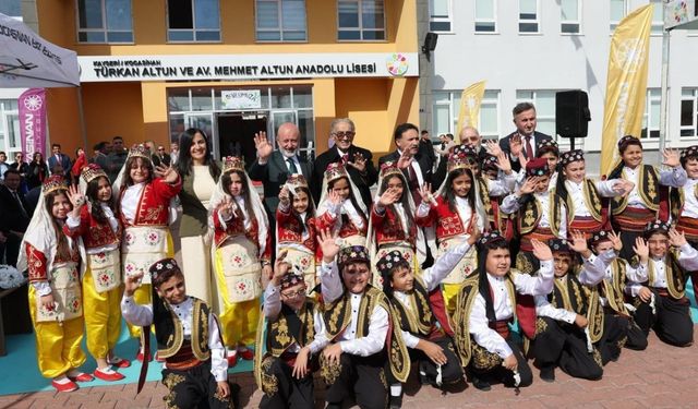 Kayseri'de 31 okul yaptıran hayırseverden bir eğitim yatırımı daha!