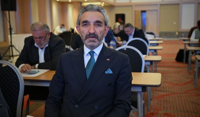 HAK-İŞ’in 51. yılında Yavuz Navruz Ankara’daki toplantıya katıldı