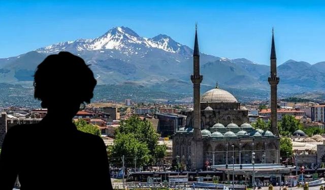 Kayserili ünlü şarkıcıdan yıllar sonra gelen itiraf! “Büyüyünce erkek olacağım diyordum”