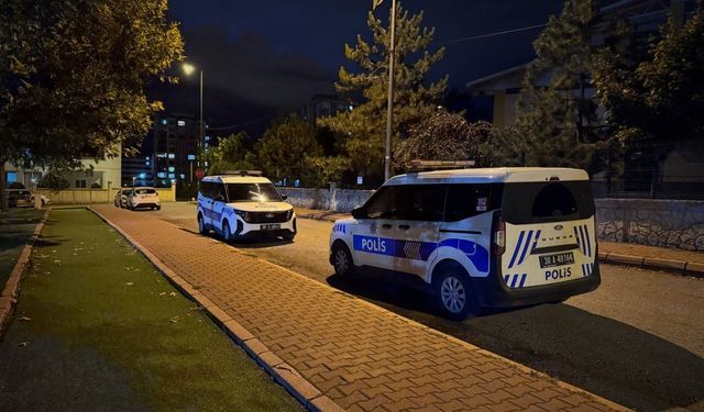 Kayseri’de bıçaklı kavga ihbarı! Şüpheliler eşyalarını bırakıp kaçtı