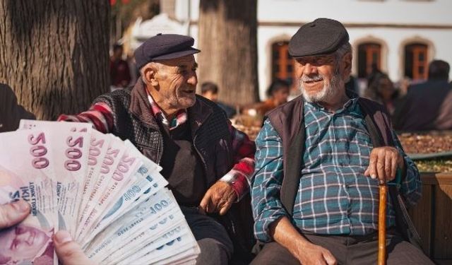 Emeklinin Ocak zammında ilk rakam belli oldu! İşte masadaki oran