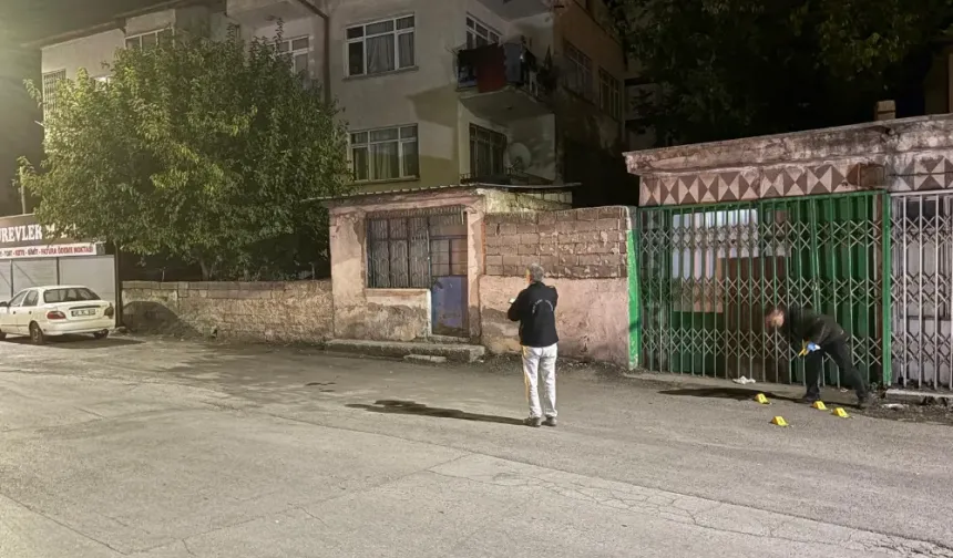 Pompalı tüfekle evi kurşunladılar!