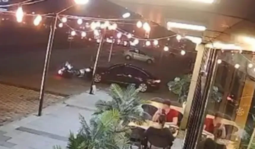 Otomobil yol verdi, motosiklet duramadı: Kayseri’de kaza kamerada