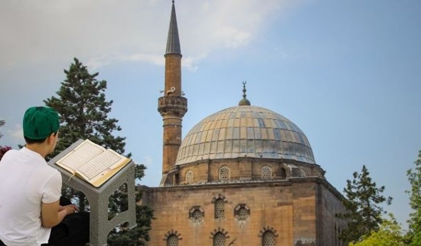 Kayseri’de 738 hafız için icazet merasimi! Tarihi ve yeri belli oldu