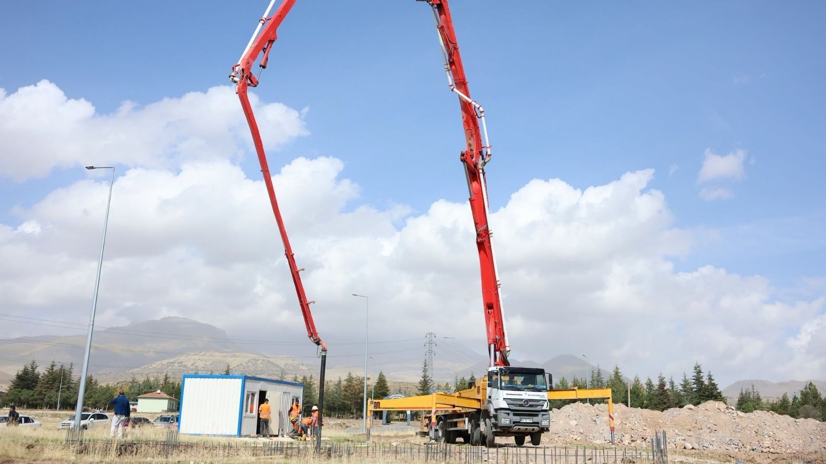 Kayseri’de yatırımlar durmuyor: 15 hizmetin ardından bir yenisinin daha temeli atıldı