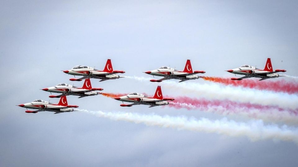 Kayseri Bilimfest’te beklenen gösteri öncesi iptal kararı! Türk Yıldızları neden uçamadı?
