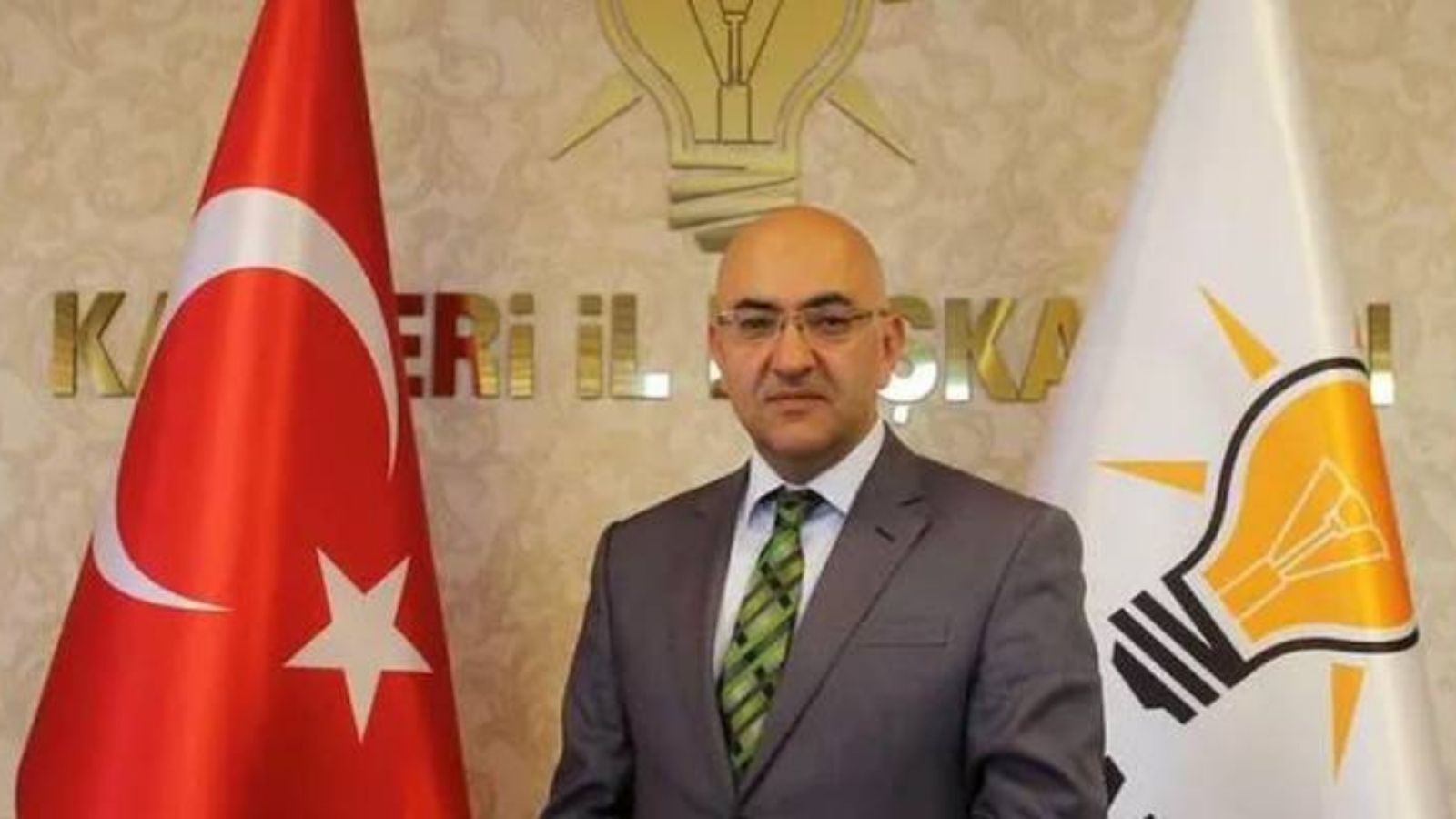 Murat Cahid Cıngı’dan e-Devlet çıkışı: “Ülkemle gurur duyuyorum”
