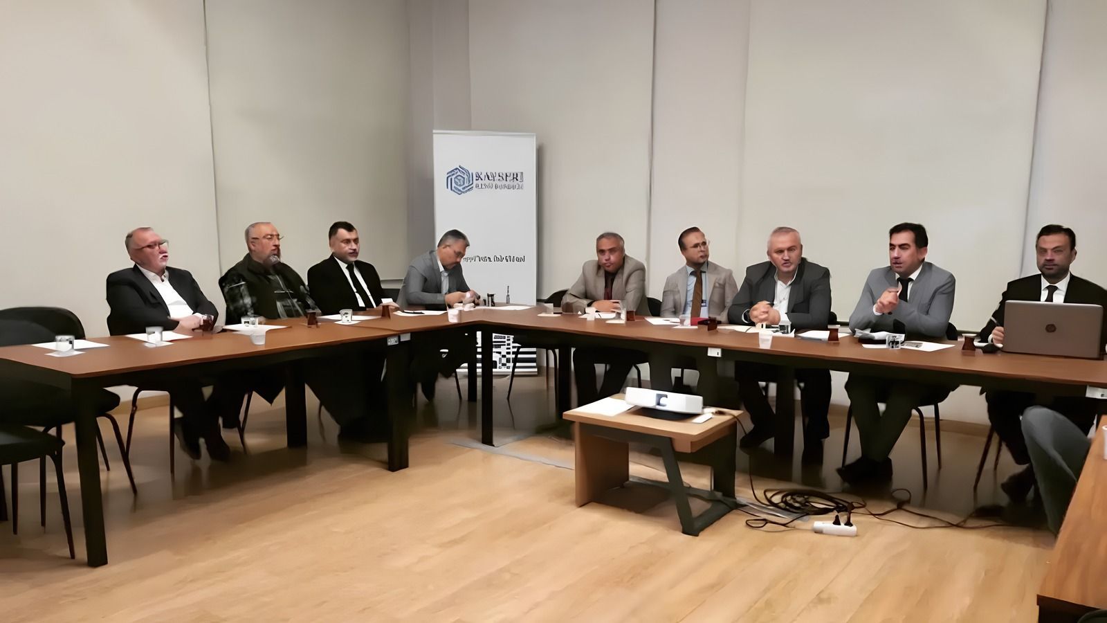 Kayseri Kent Konseyi’nde eğitim masası: Yapay zekâ, dijital bağımlılık ve doğa kampı önerisi