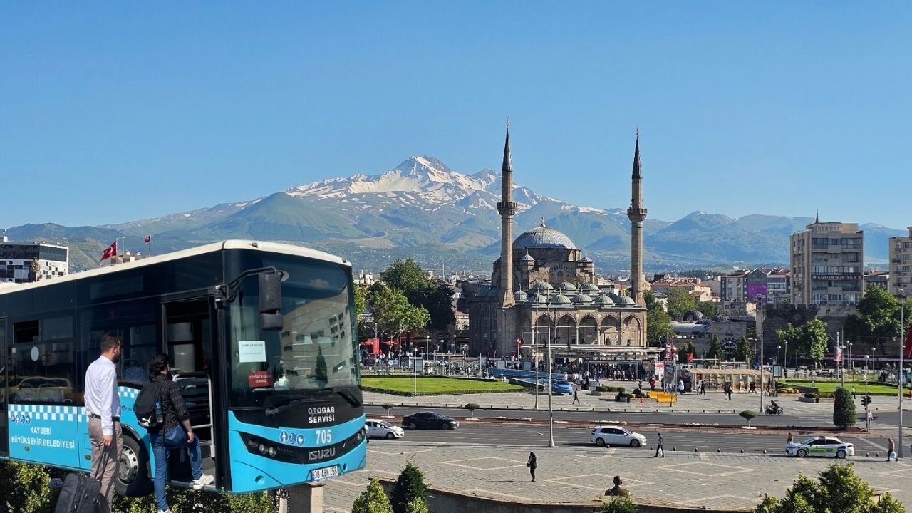 Kayseri’de toplu taşımada yeni dönem! 8 hatta düzenleme yapıldı