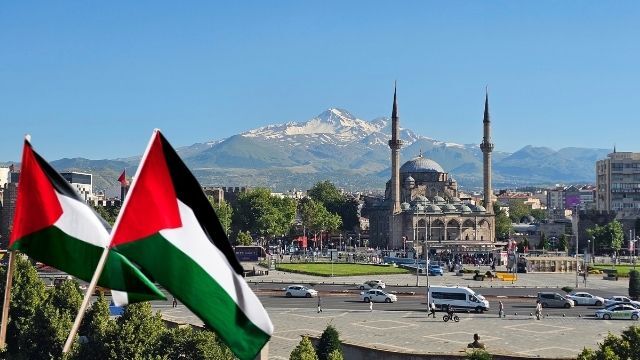 Kayseri Cumhuriyet Meydanı’nda 10 Ekim düzenlemesi! Büyük Filistin Yürüyüşü yapılacak